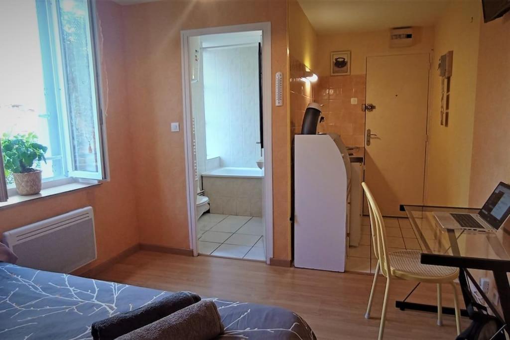 Studio 5 Avec Wifi 리모주 외부 사진